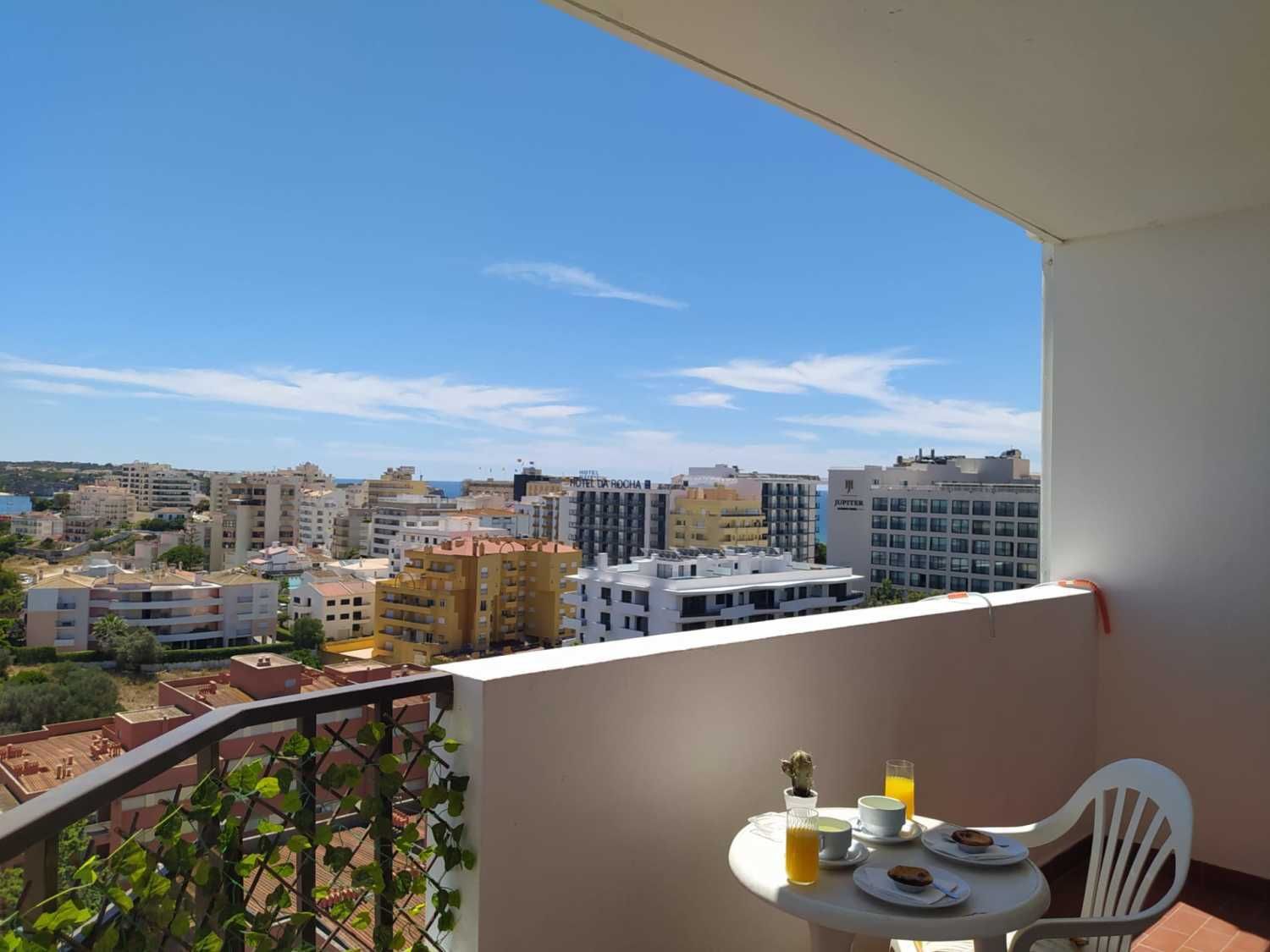 Apartamento T1 para arrendar na praia da Rocha,
