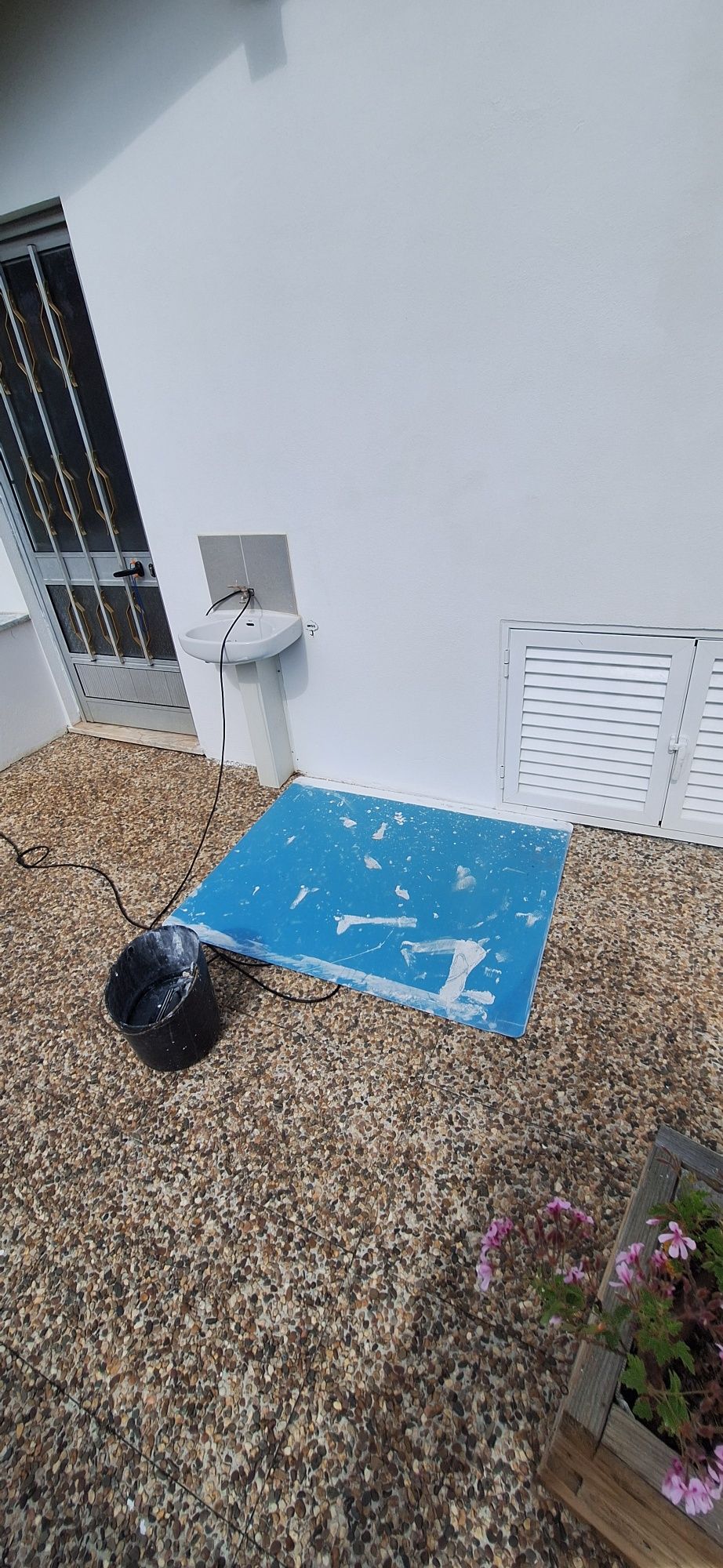 Pinturas interiores e exteriores