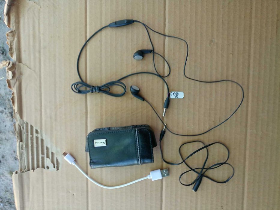 Ціназа все чохол для кнопкового телефону навушники sony кабель зарядки