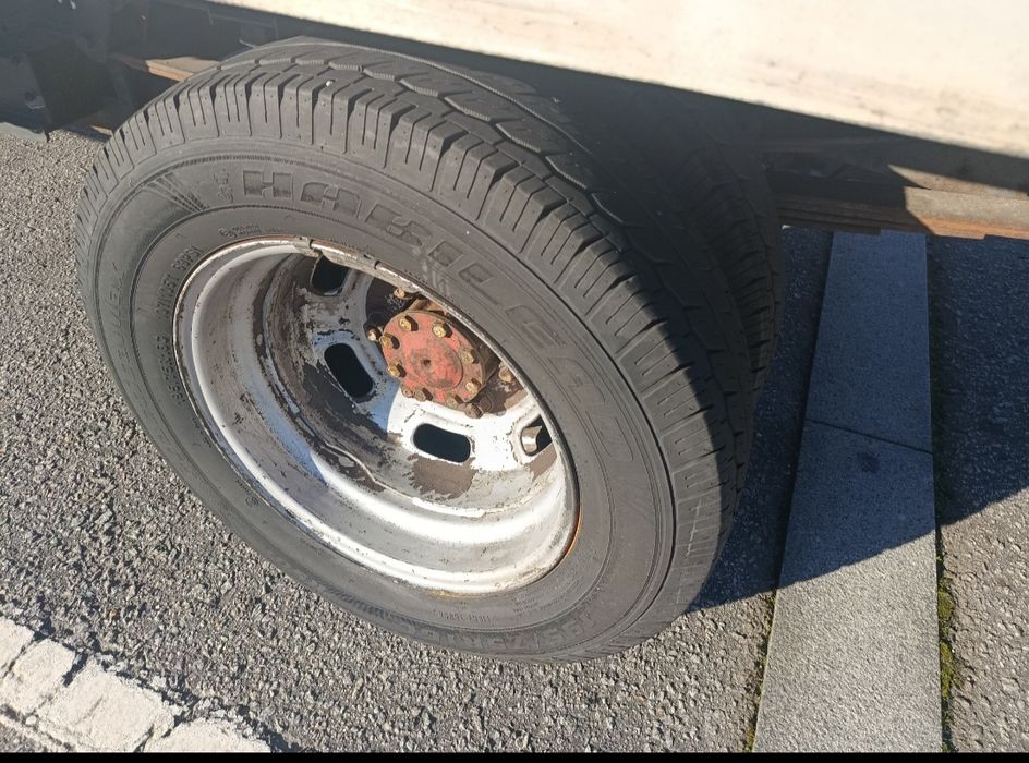 Iveco Daily C35 com Plataforma