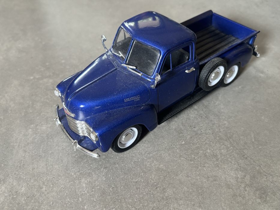 Model Welly skala 1/24 Chevrolet Pick Up 1953