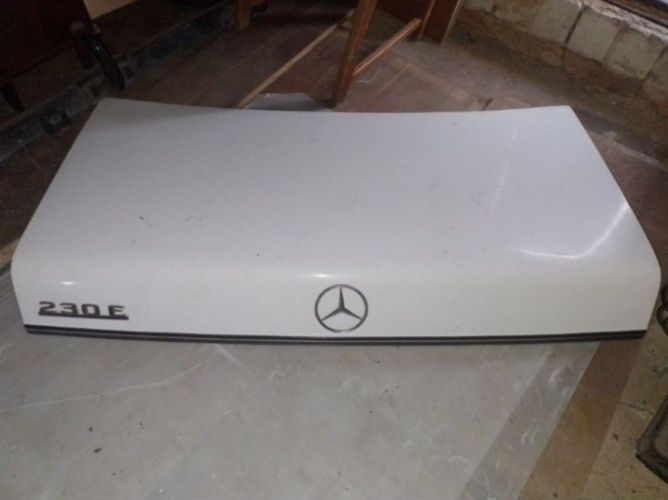 Мерседес 123 Кузовні деталі