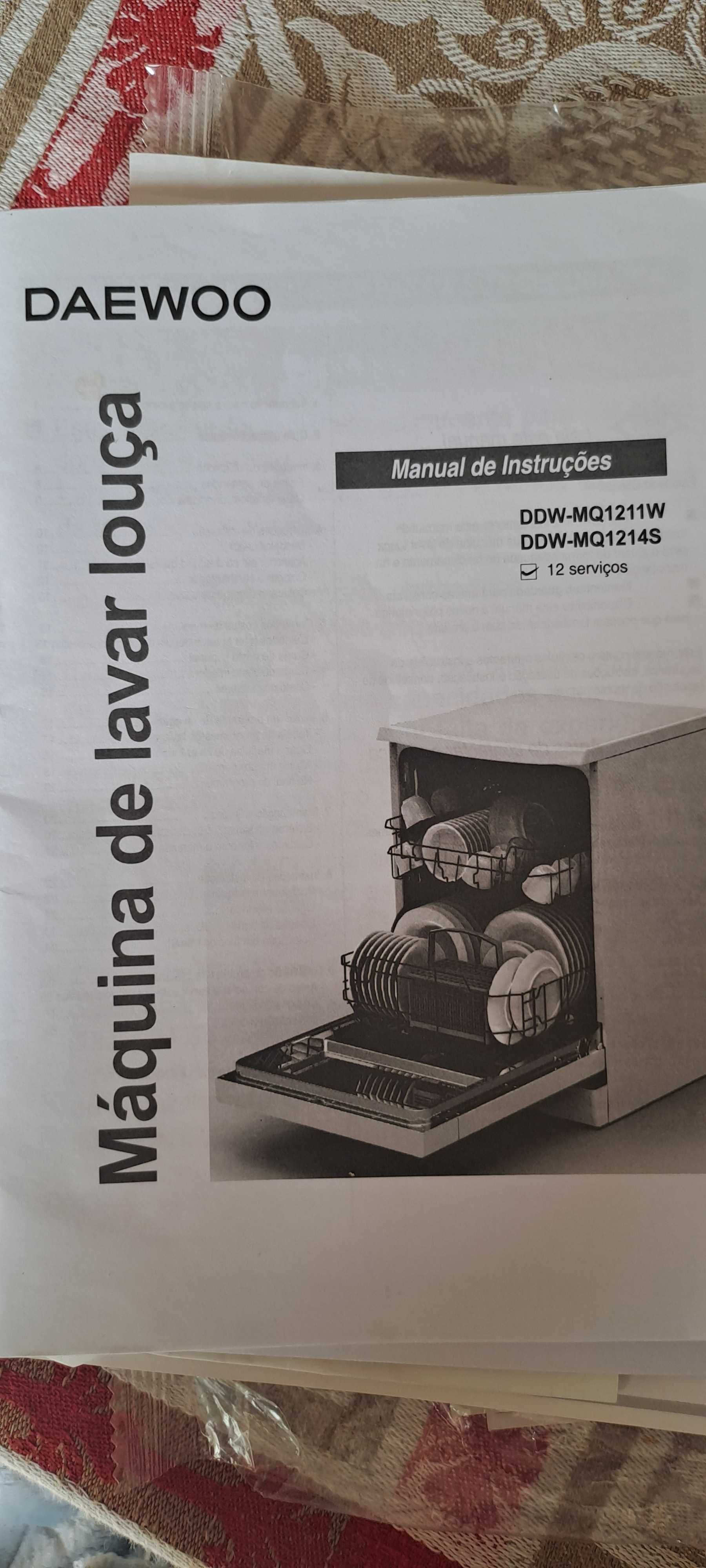 Máquina de lavar louça DAEWOO