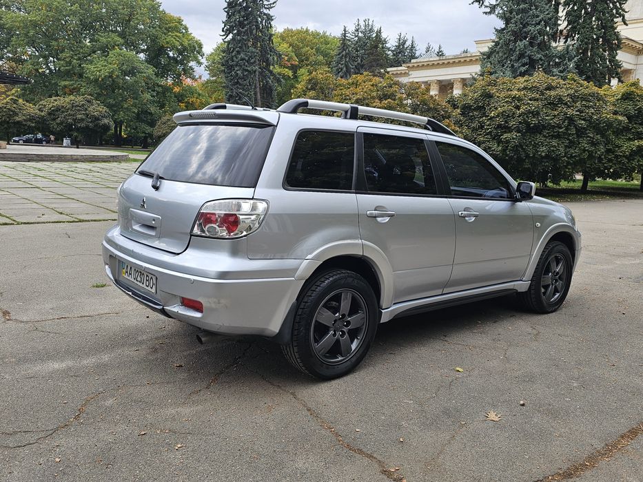 Mitsubishi Outlander 2008