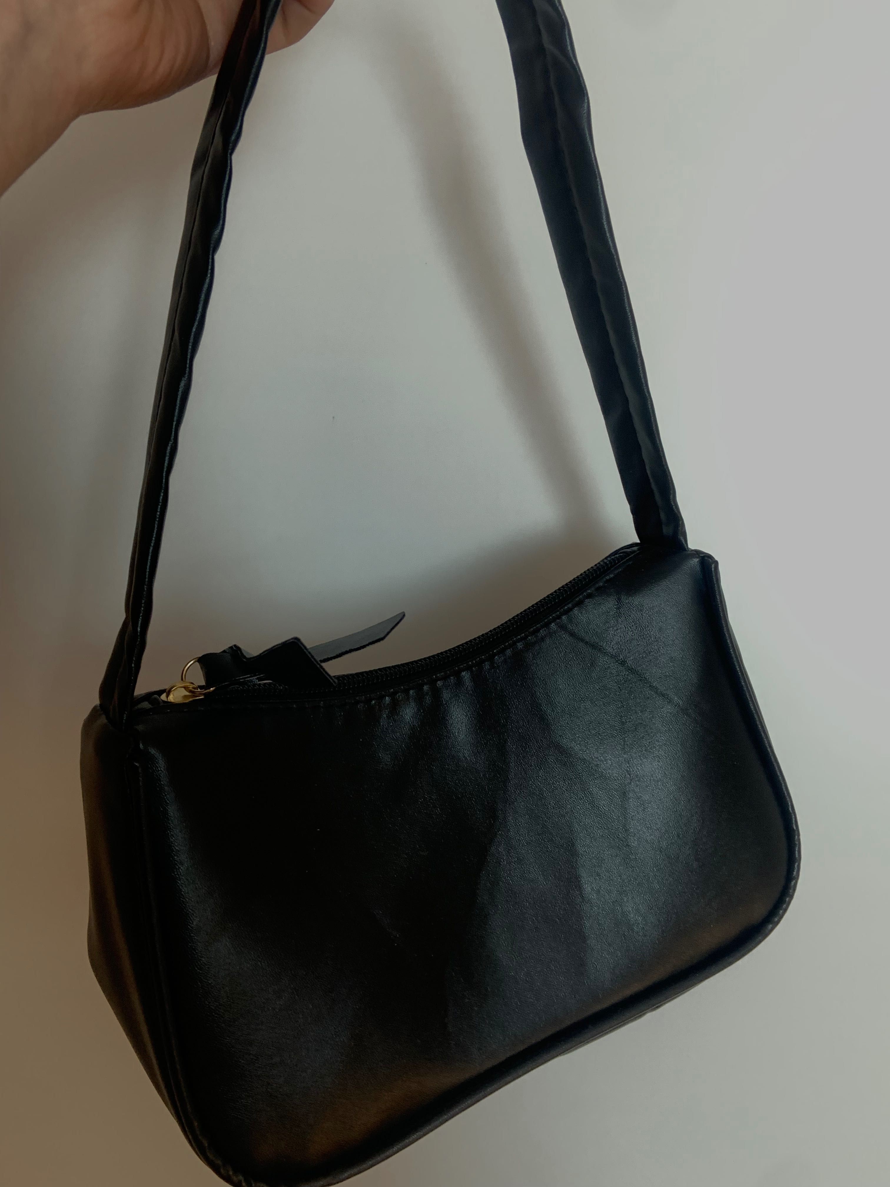 шкіряна сумка, невеликого розміру, колір чорний, стильна