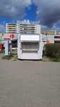 Kiosk z lokalizacją lub bez