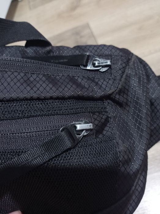 Сумка бананка фірмова