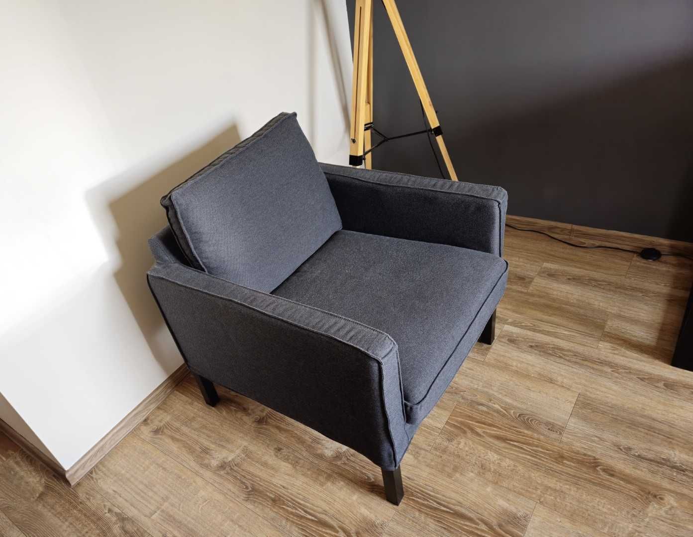 Fotel  IKEA szary czarne nogi-stan BDB