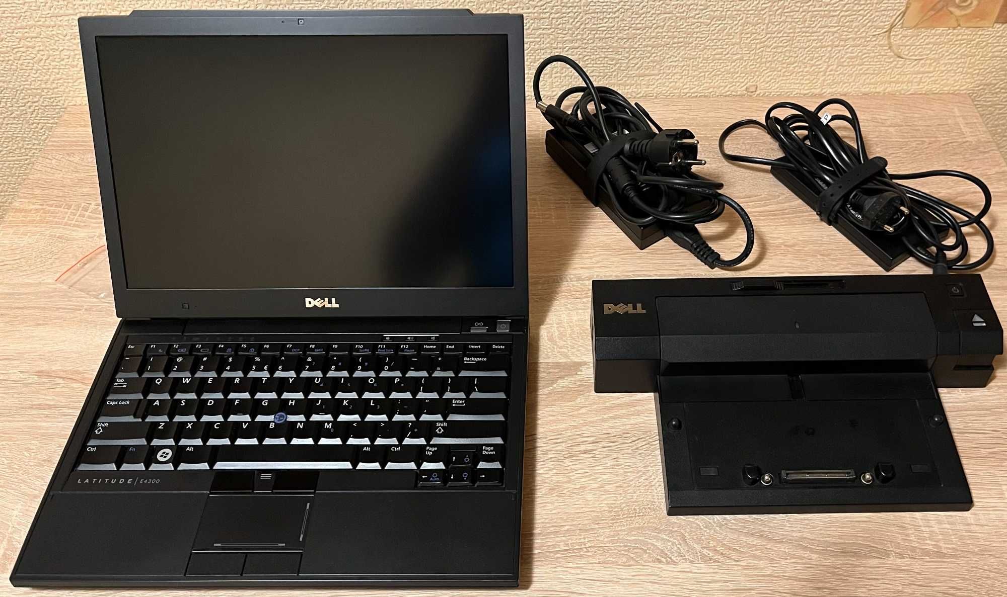 Laptop Dell Latitude E4300 stacja dokująca zasilacze Windows 10 akces.