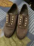 Botins em cinza claro