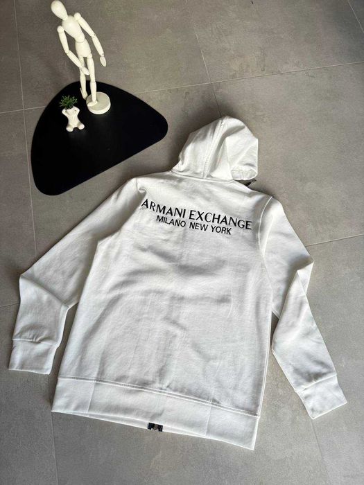 Спортивна зіпка Armani White