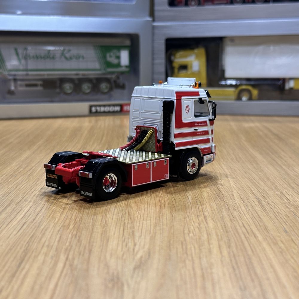 Model 1:50 WSI Scania 3 Streamline 4x2