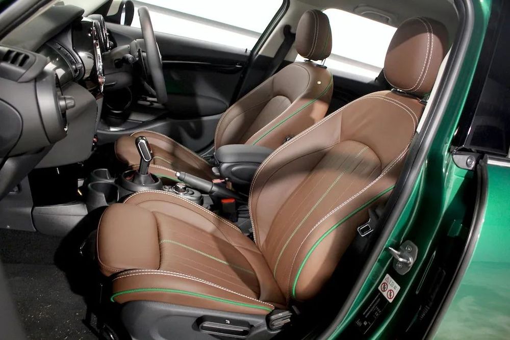 Bancos interior MINI Cooper F55 de 5 portas Edição 60 Anos