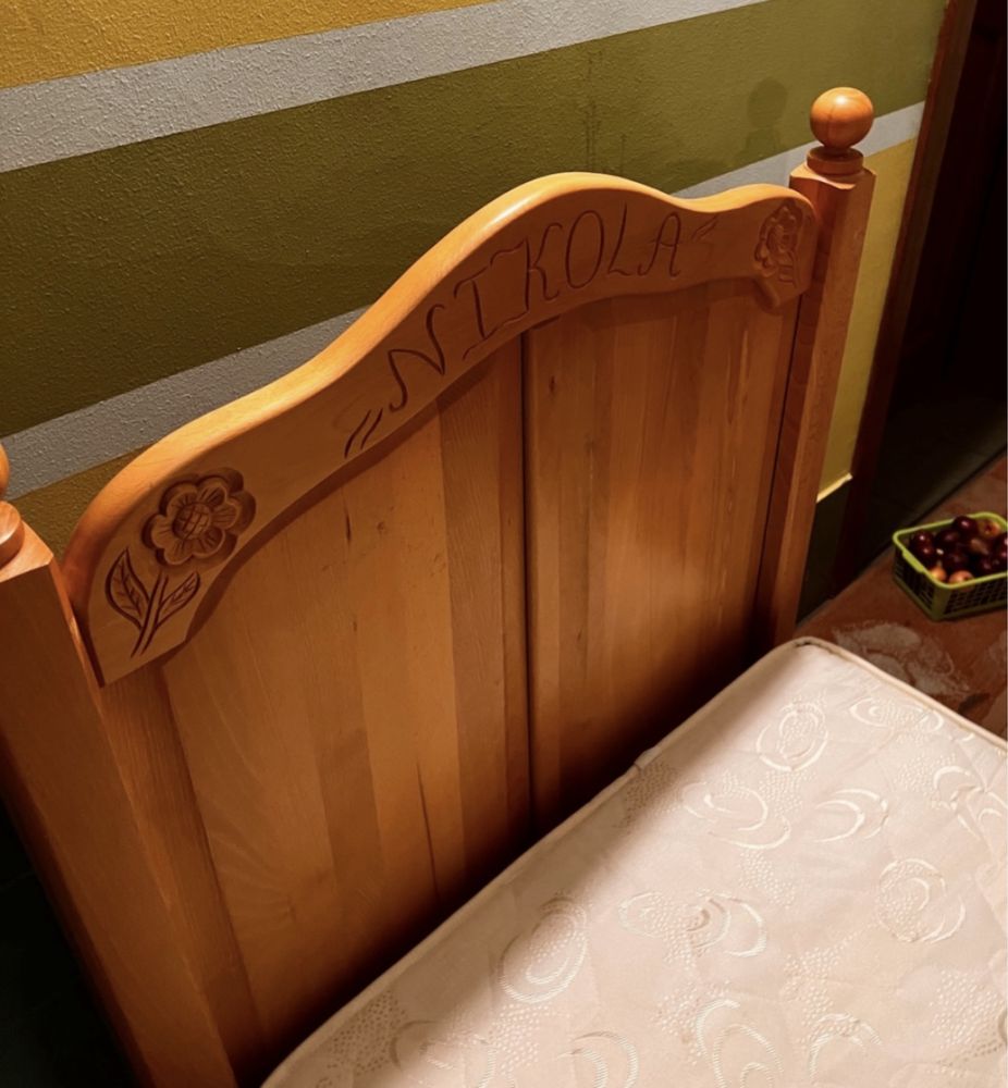 Łóżko dla dzieci z materacem 170 cm