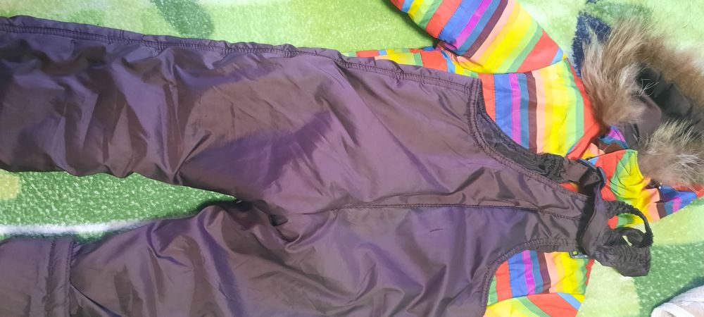 Зимовий комбінезон