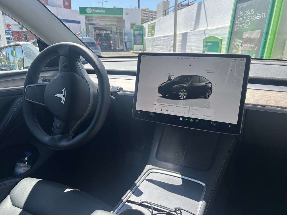 Vendo empresa TVDE com Tesla model Y pronto a funcionar