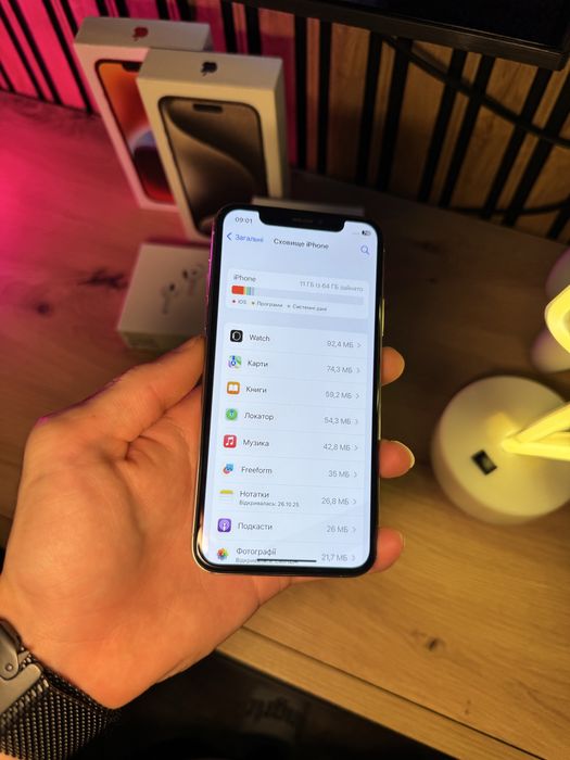 iPhone X 64 Gb + AirPods 4 у подарунок!