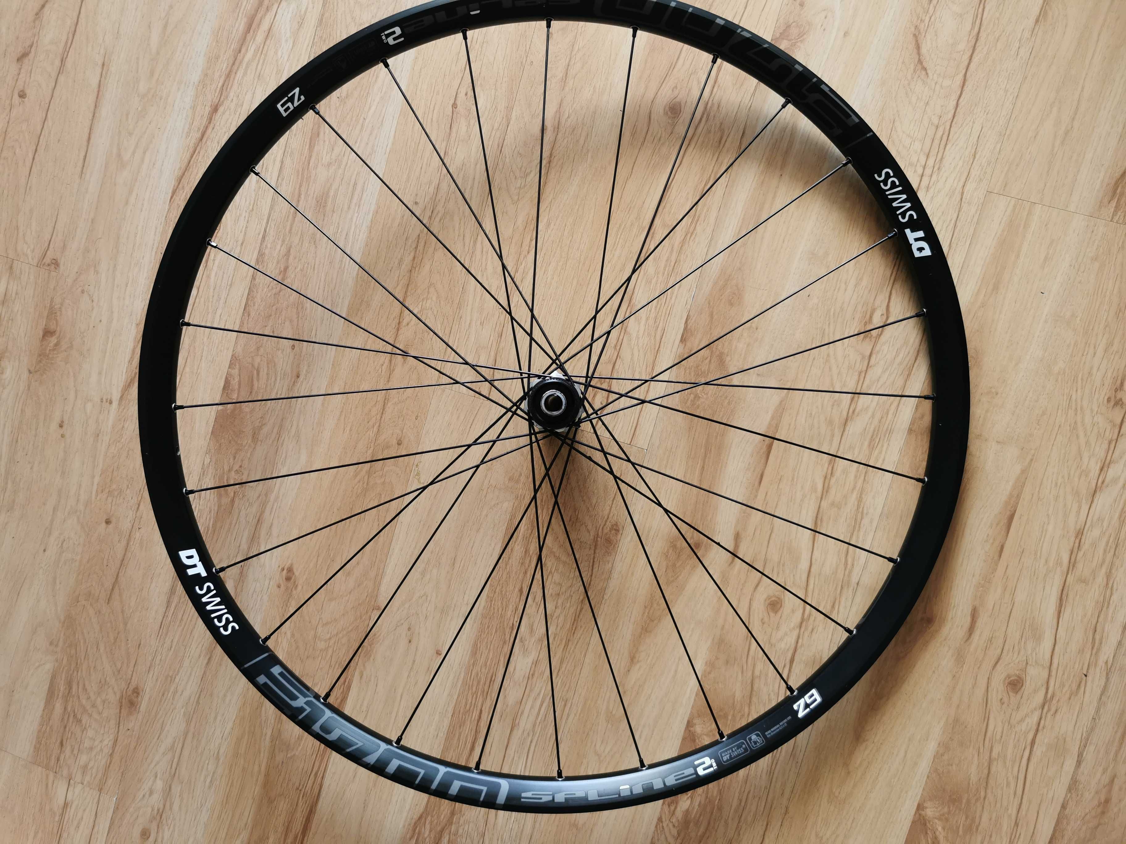 Koła  DT SWISS E1700 Spline  29", 25 MM, TUBELESS READY