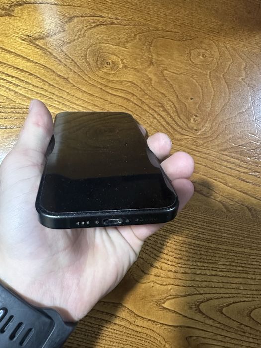 iPhone 15 Pro – 128GB – Excelente Estado