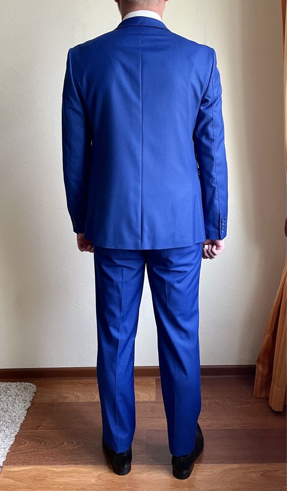 Чоловічий костюм/смокінг MARCO RENCI, (50 розмір)