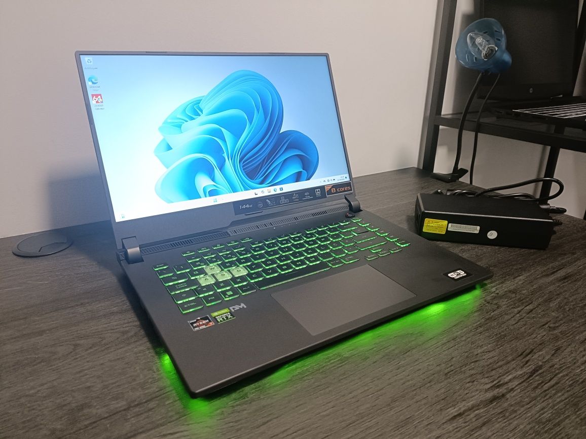 Asus Ryzen 7 3050RTX 20 RAM 512 Gigas