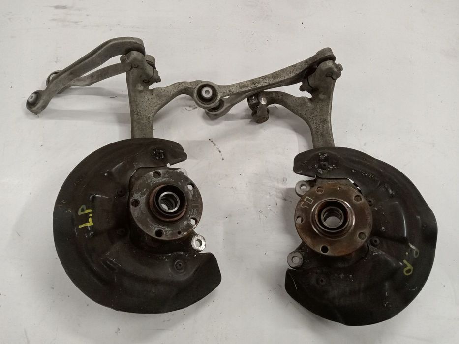Zwrotnica PRZEDNIA PRAWA 3.0 QUATTRO AUDI A6 C6