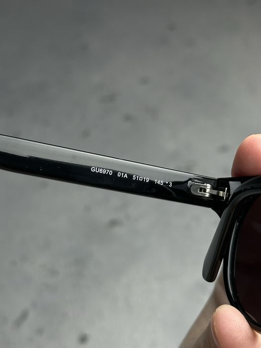 okulary przeciwsłoneczne Guess GU6970