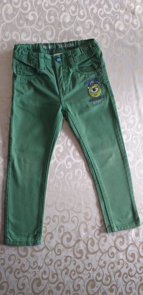 Spodnie zielone chłopięce rozm. 110