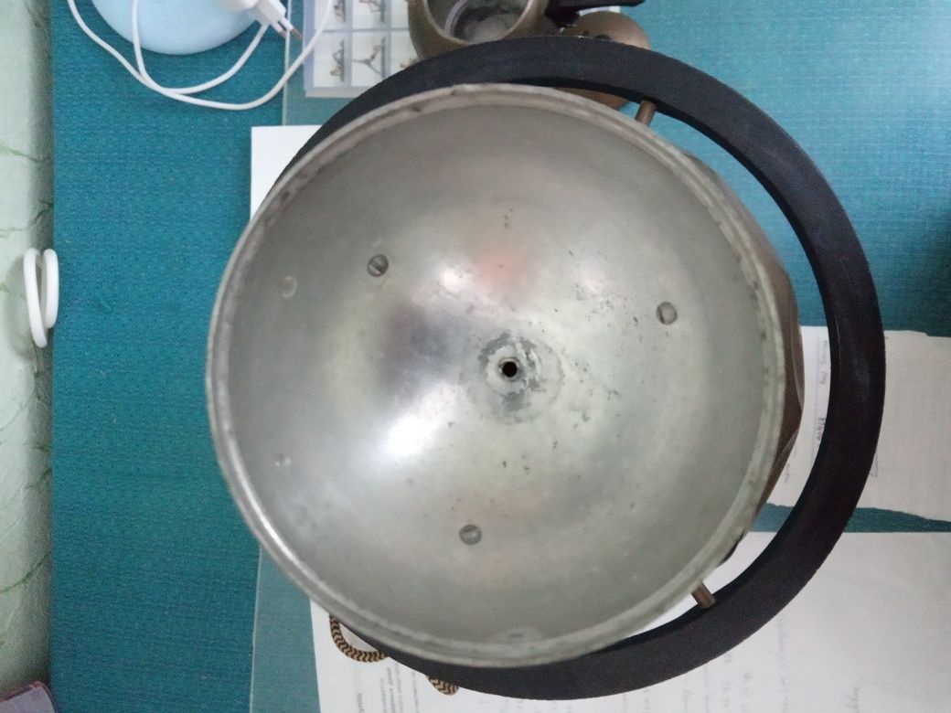 Электросамовар Спутник латунный,полированный.Ёмкость 2,5 литра, с зав