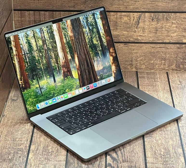 MacBook Pro A2485 (16, 2021) M1 Pro/16/512Gb/Магазин/Гарантія