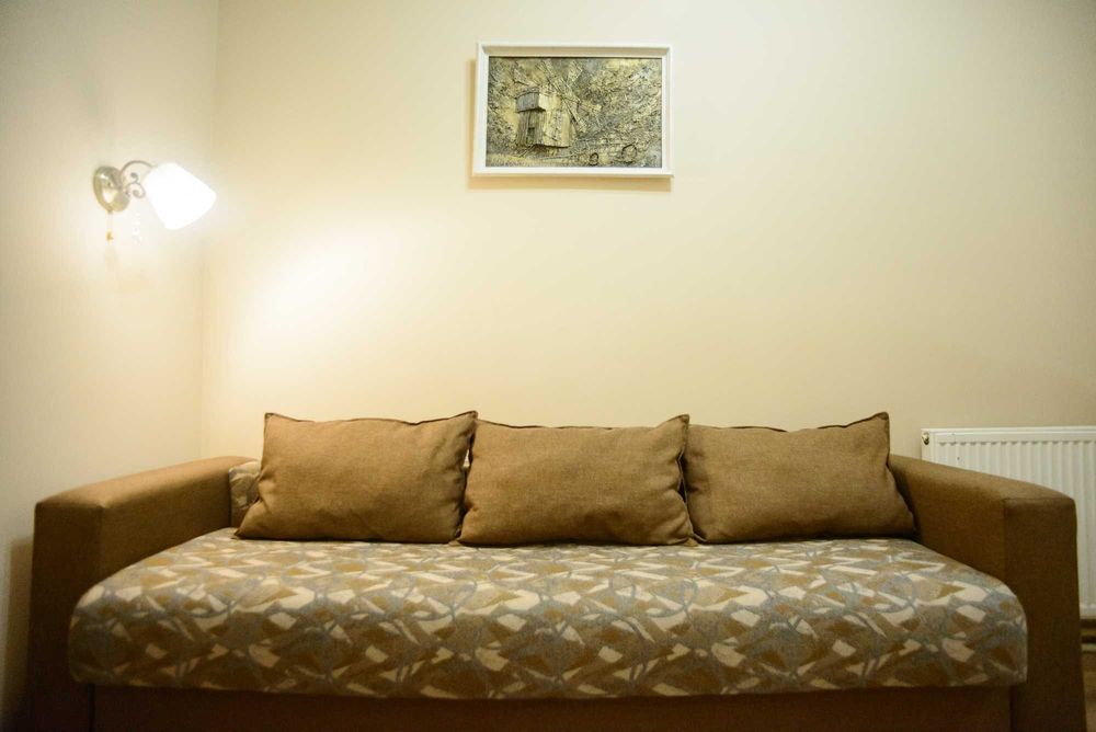 Оренда  від власника 2-кім кв. вул. Софії Яблонської 15 хв. до центру