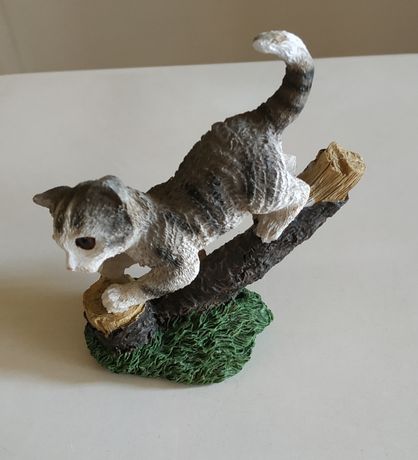 Kotek figurka ceramiczna