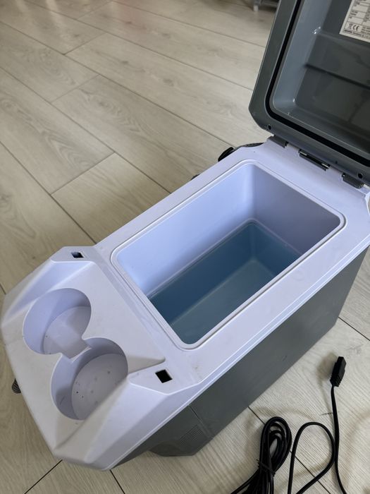 Lodówka samochodowa Abarqs IBC-10L
