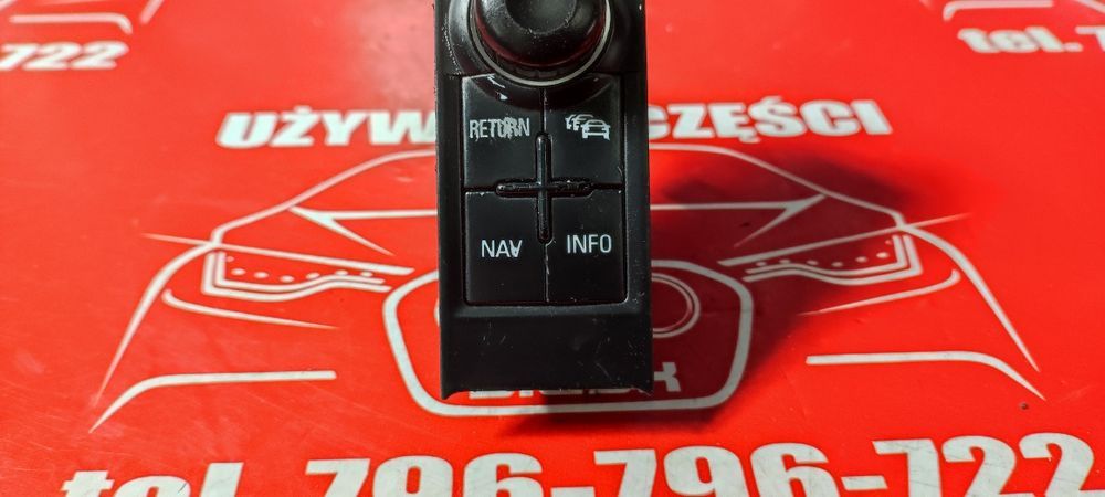 NAVI  Przełącznik Nawigacji Audi A4 B7 2.0 TDI 2005r Kombi Manual