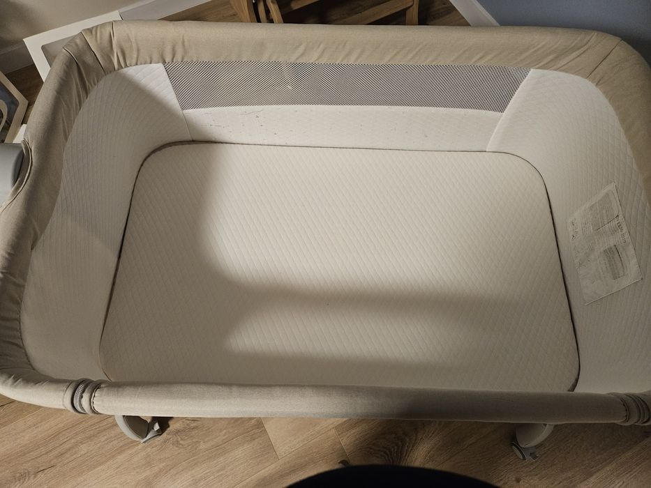 Przystawka do łóżka