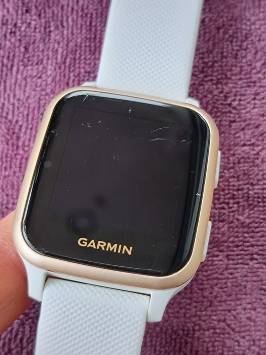 Garmin venu SQ смарт годинник