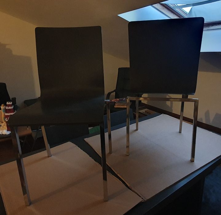 Conjunto de mesa com 4 cadeiras