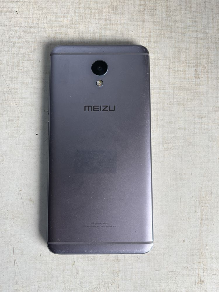 Meizu телефон