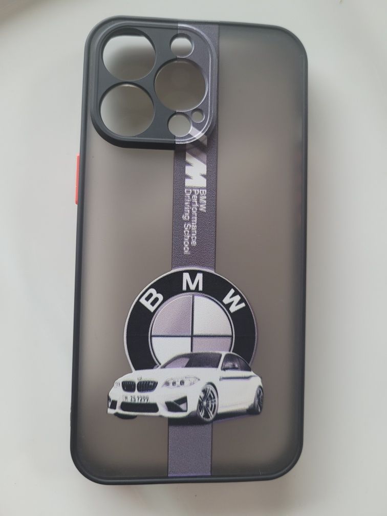 Etui do Iphone 13 pro uzywany 1.5 tyg.