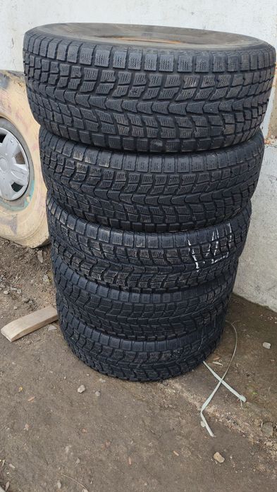 275/70r16 Danlop 5шт