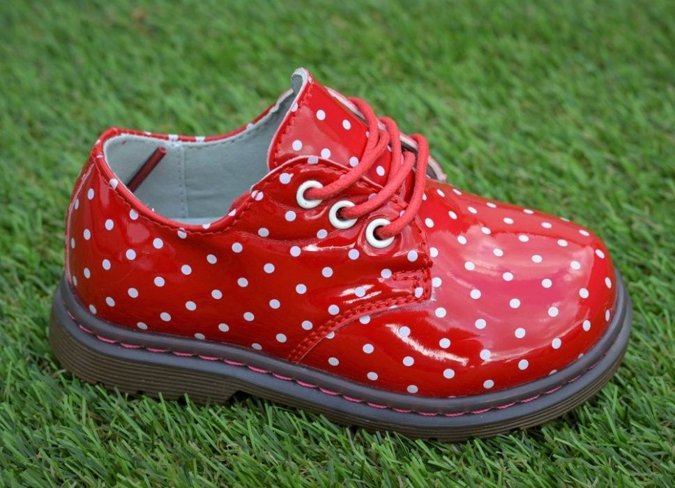 Детские демисезонные лаковые ботинки туфли черные красный белый р23-28