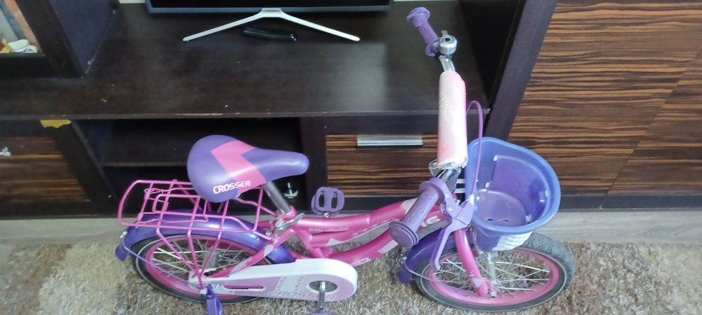 Детский велосипед для девочки.