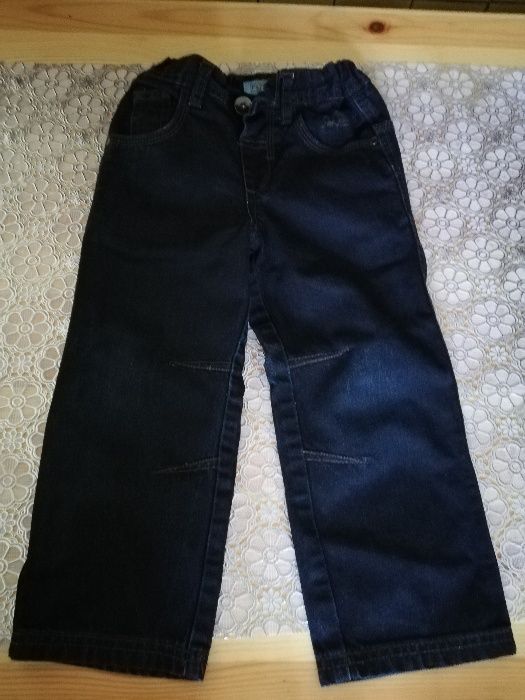 Spodnie jeansy chłopięce rozmiar 110