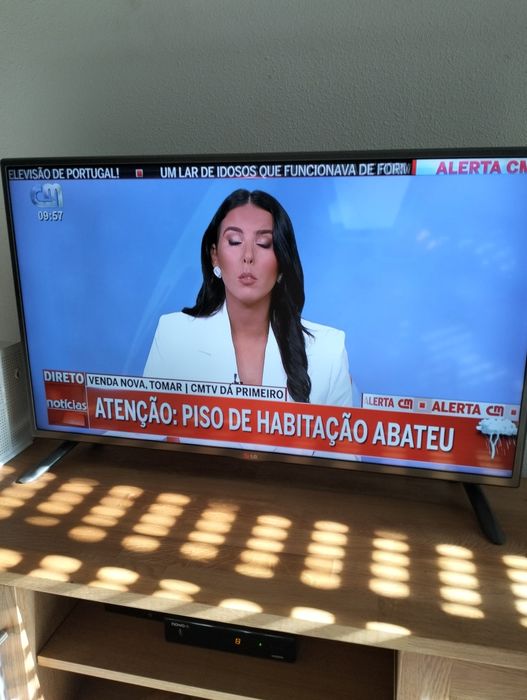 TV LG de 40 polegadas