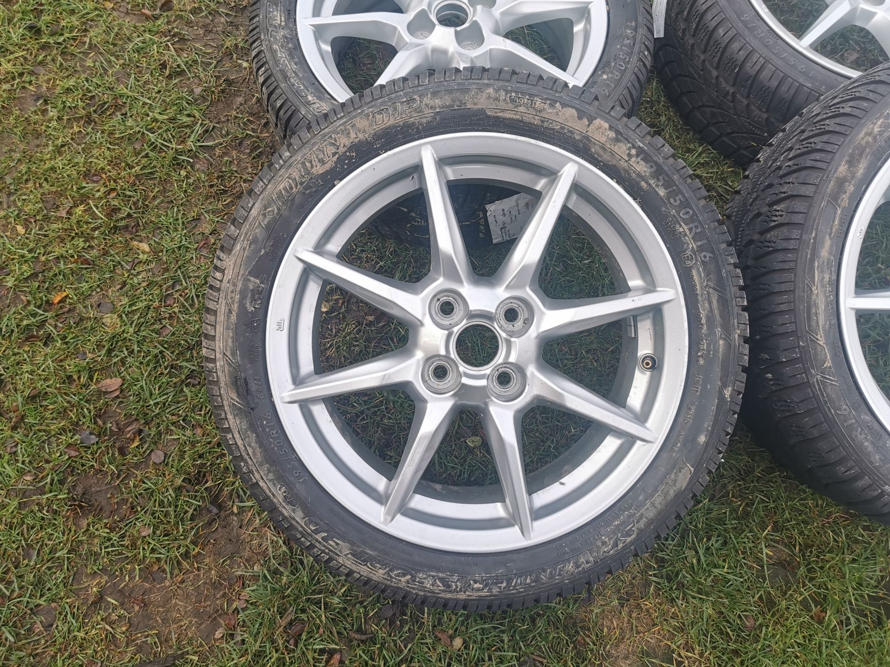 Alufelgi z oponami zimowymi 195/50R16 Mazda mx-5 Dunlop 4x100