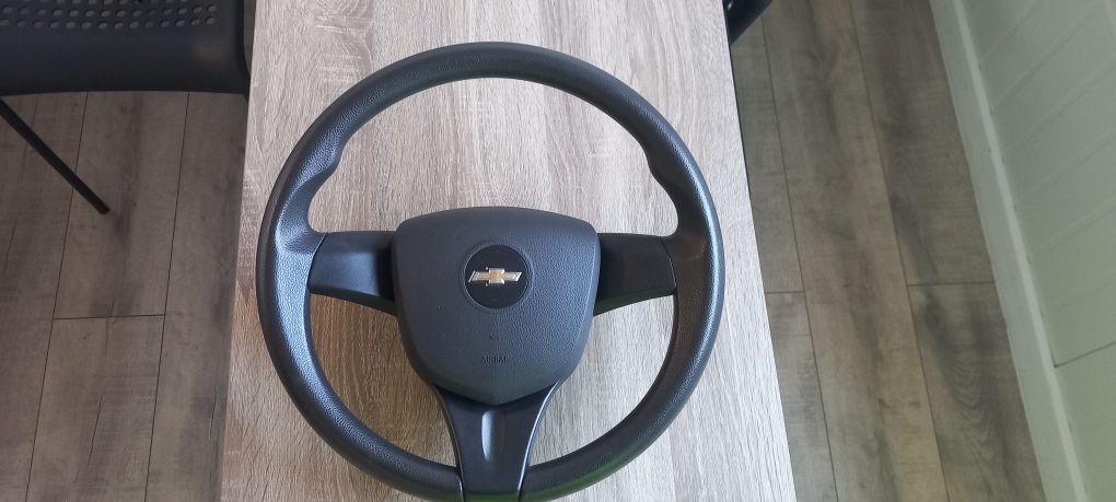 Kierownica Chevrolet Spark M300 Ladna