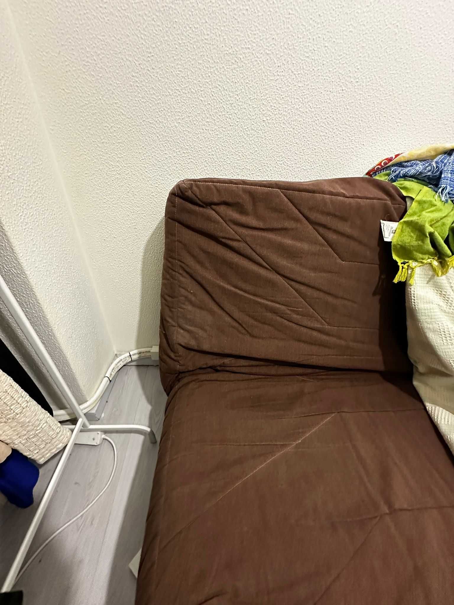 Sofá-cama casal (com proteção)