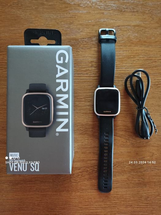 Garmin Venu sq music