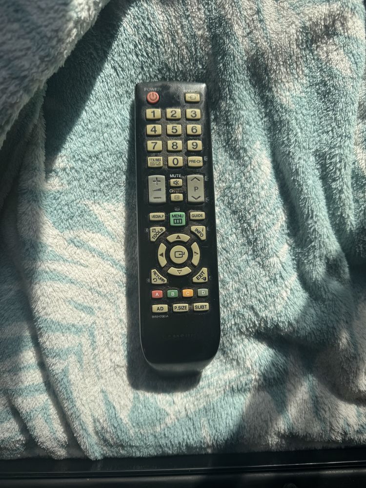 telewizor Samsung LE26C350D1W