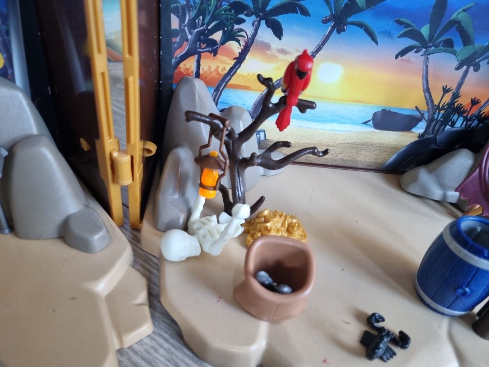 Playmobil 70150 Pirates.  Wioska piracka. Piraci i rycerze